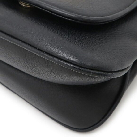 GUCCI Black Leather Pochette Shoulder Bag - Picture 4 of 7